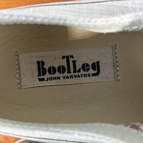 John Varvatos Gray Bootleg Vulcanized Sneakers - Picture 7 of 9